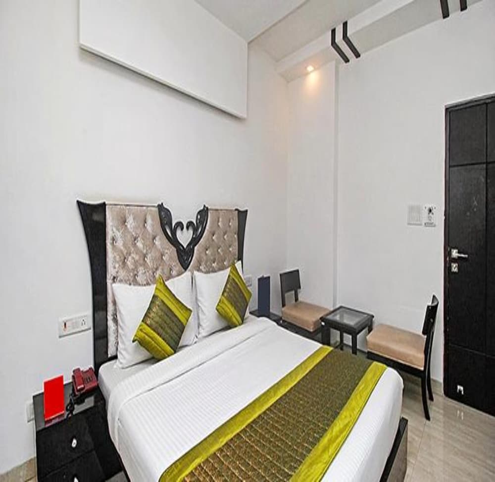 Arihant Inn 25/53