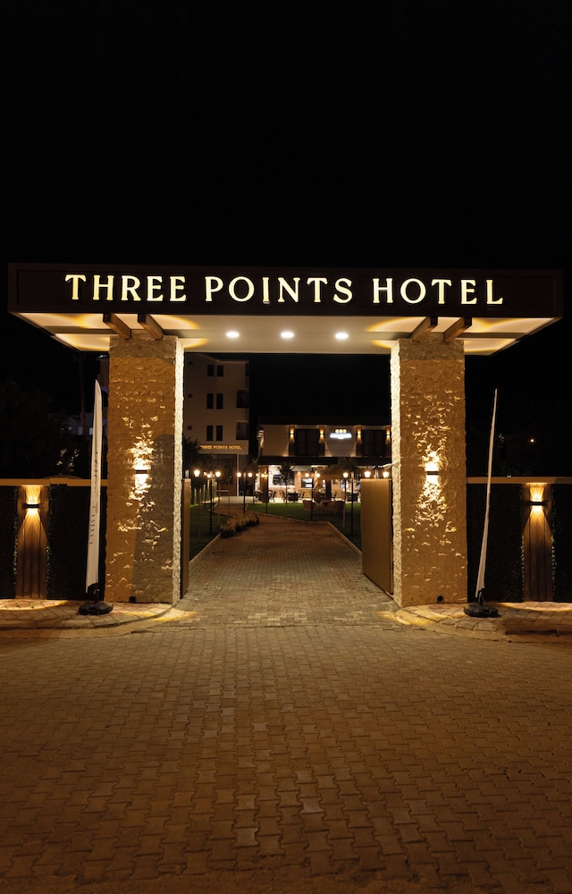 Three Points Hotel 6/47