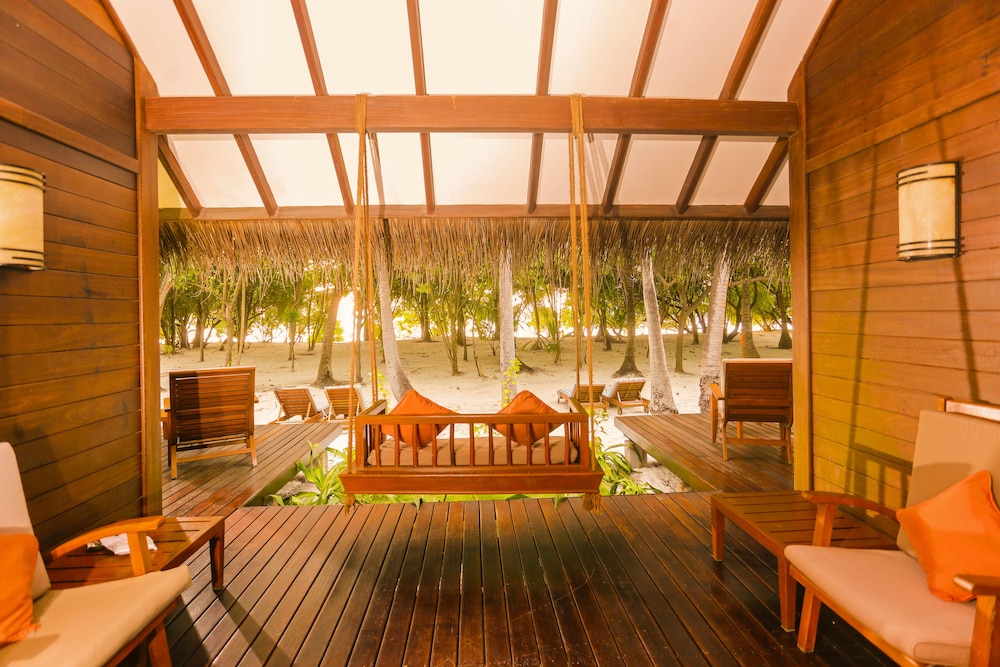 Medhufushi Island Resort 68/96