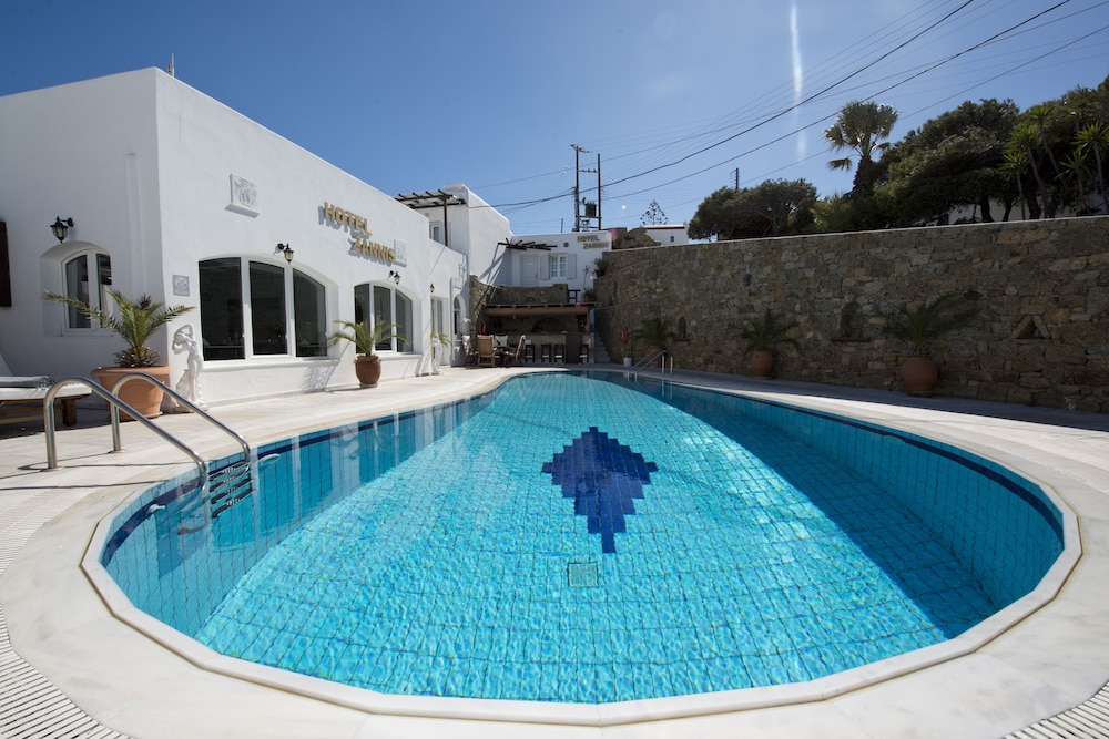 Zannis Hotel 37/55