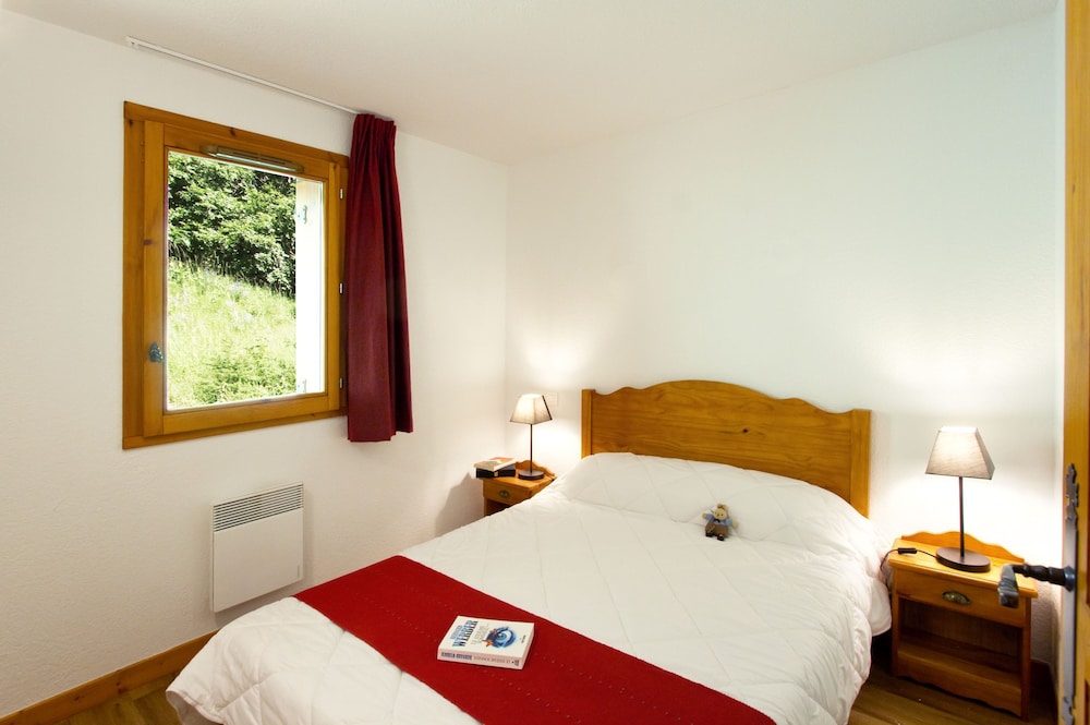 RESIDENCE ODALYS LE HAMEAU ET LES CHALETS DE LA VALLEE D'OR 16/43
