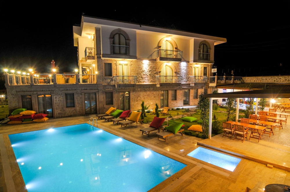 Cunda Rota Hotel 5/50