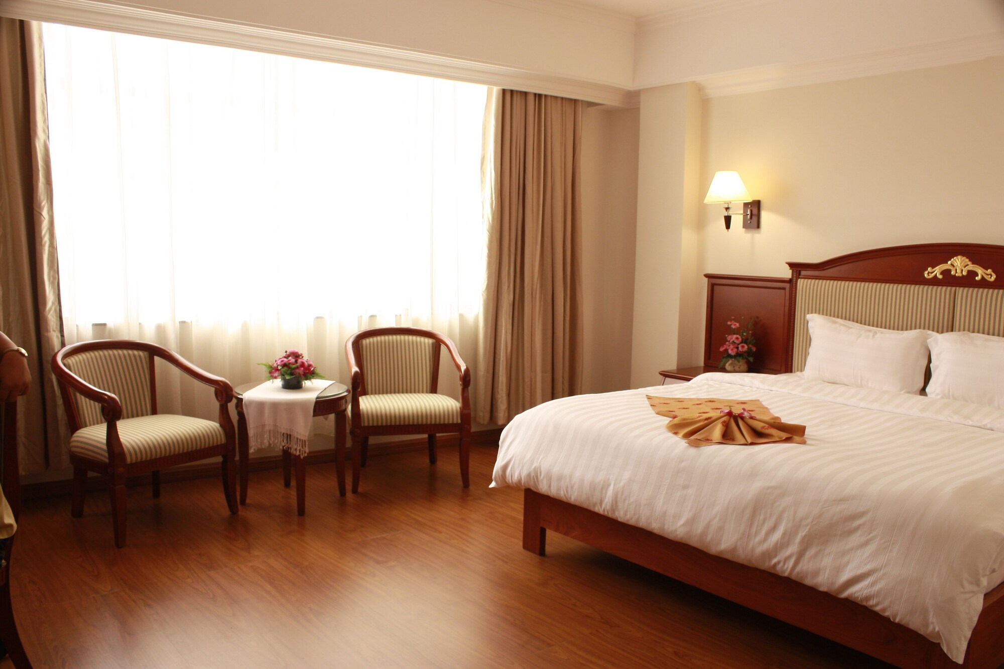 SUPERIOR, DOUBLE BED