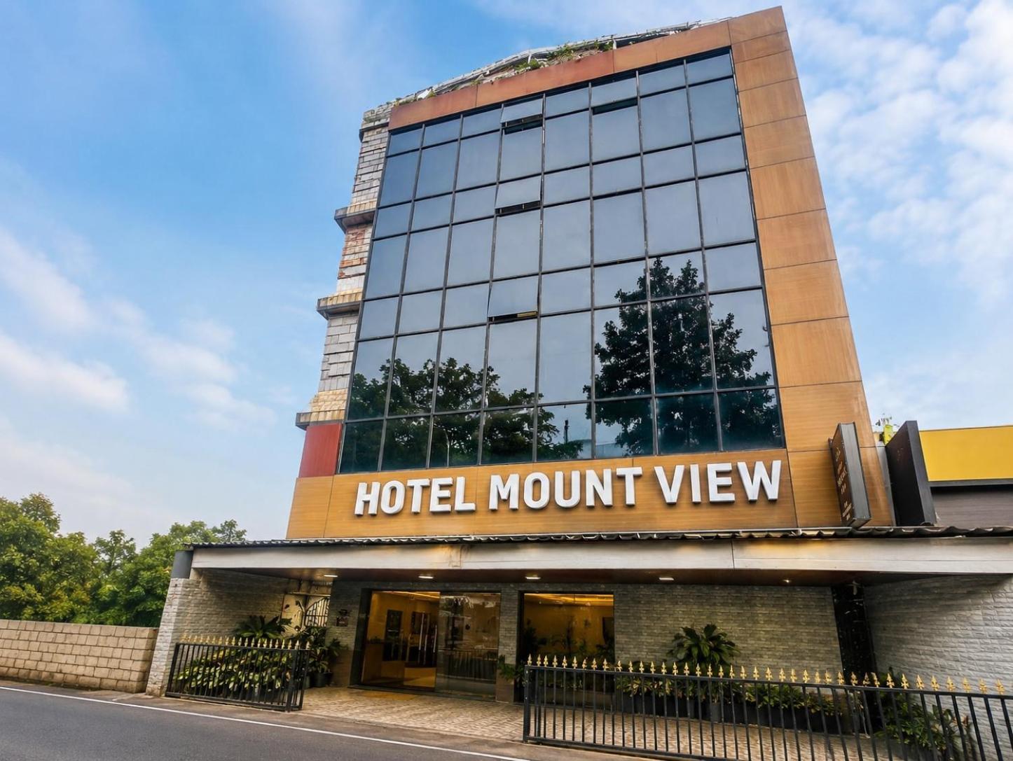HOTEL MOUNT VIEW 2/25