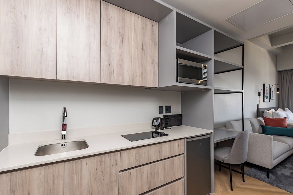 One Thibault Residence 48/48