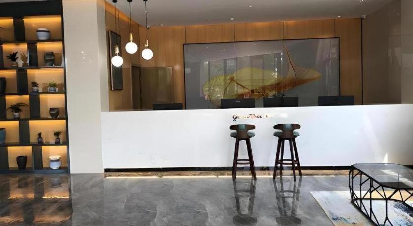 Lobby at GreenTree Inn Qingdao Laixi High-speed Railway Station Shenzhen Road Express Hotel, QINGDAO