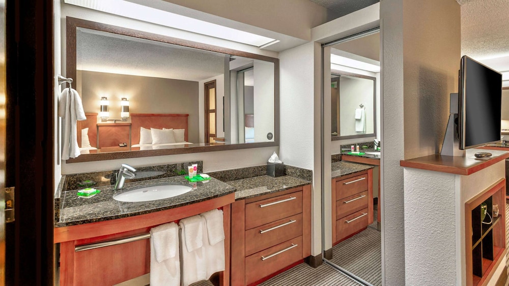 Wyndham Garden Kansas City Airport 30/62