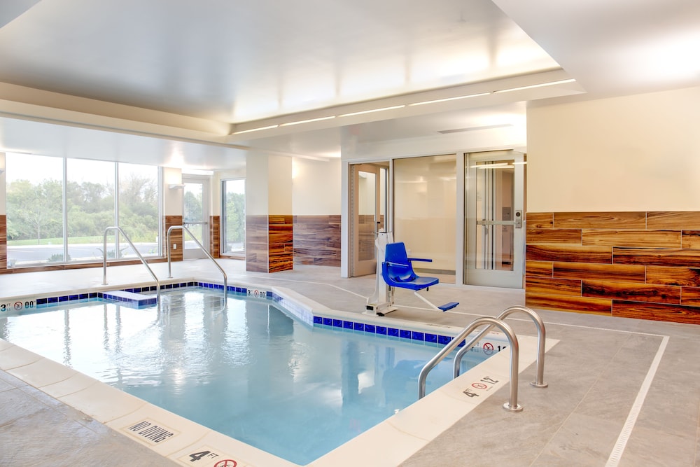 Fairfield Inn & Suites By Marriott Kenosha Pleasant Prairie 16/34