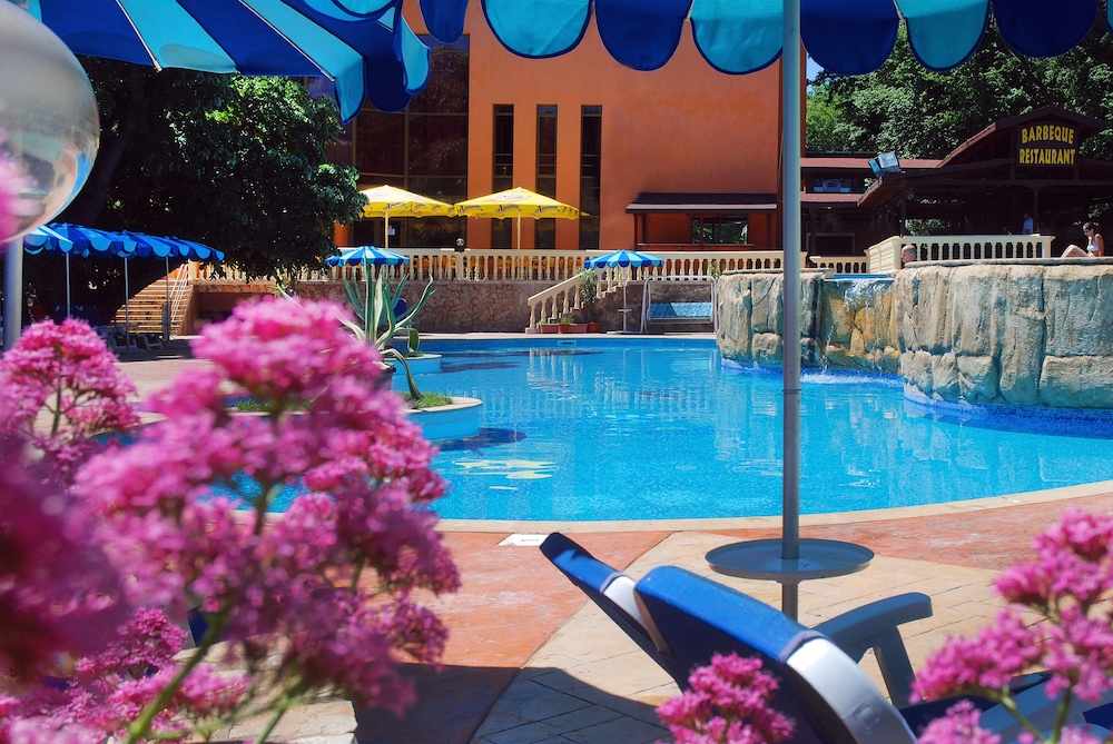 Havana Casino Hotel And Spa 41/42