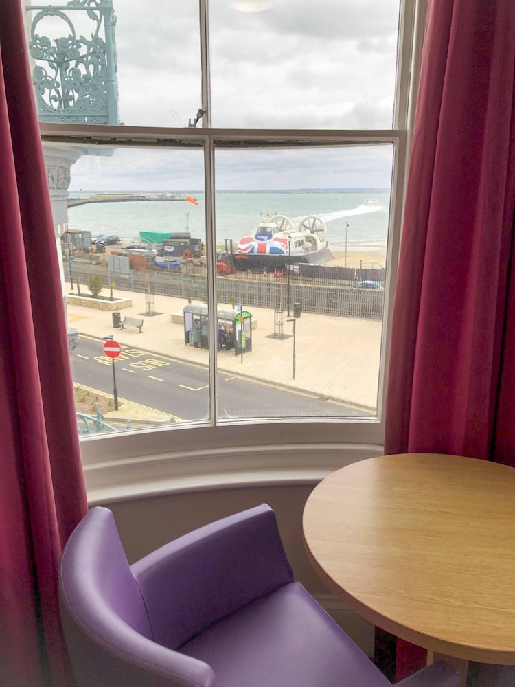 Royal Esplanade Hotel 32/50