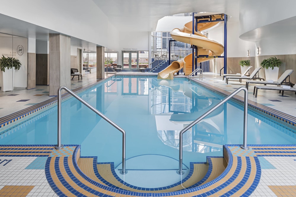 Sheraton Suites Calgary Eau Claire