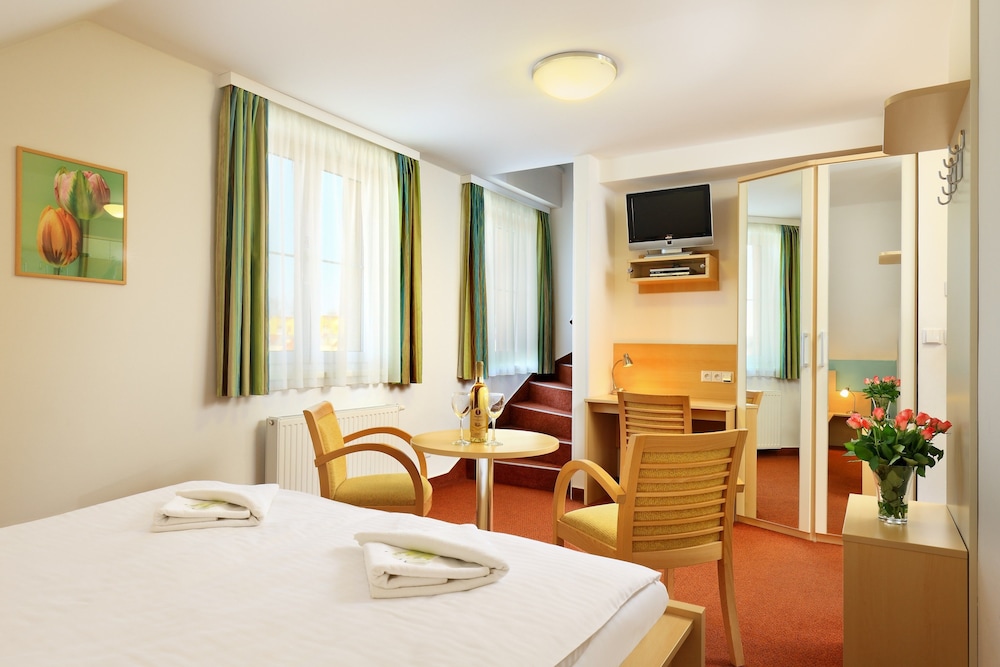 Penzion Krumlov - B and B Hotel 27/41