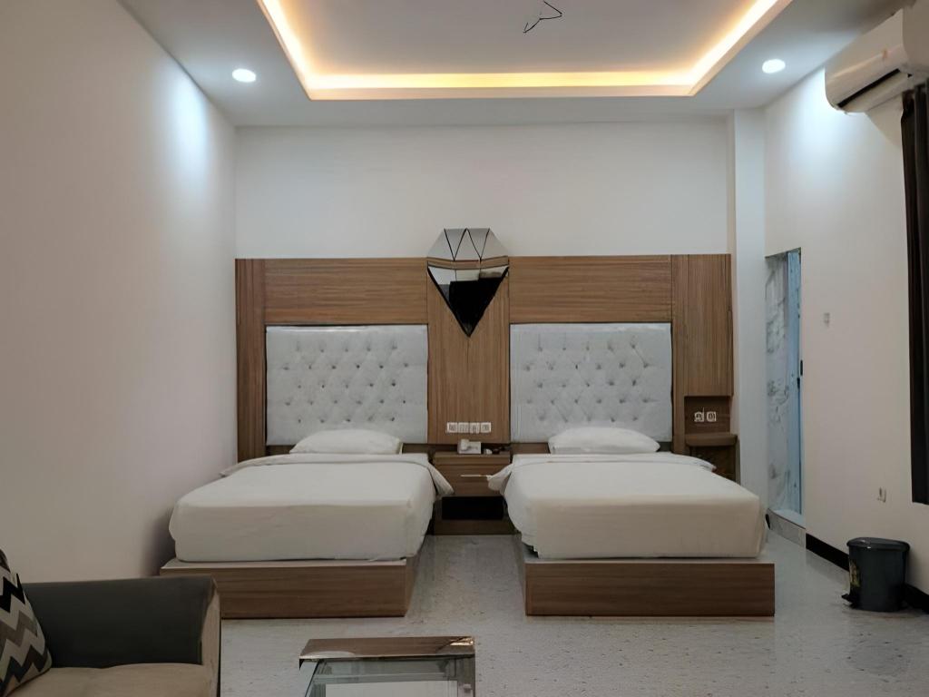 Cahaya Berlian Hotel 25/36