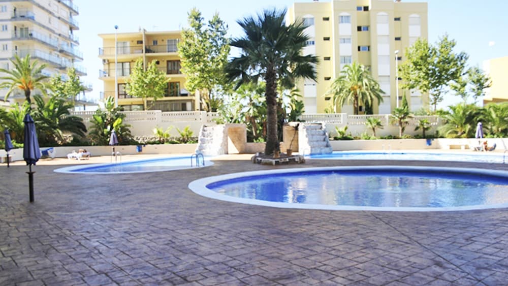 TURQUESA BEACH APARTMENTS 11/18