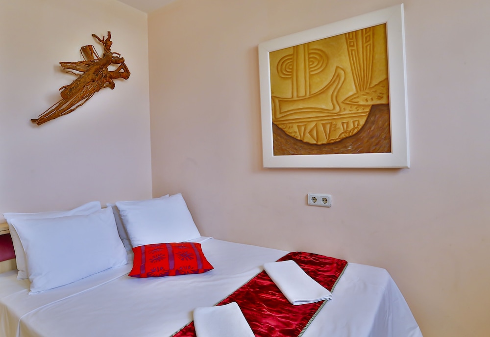 Han Hostel Airport North Hotel 34/75