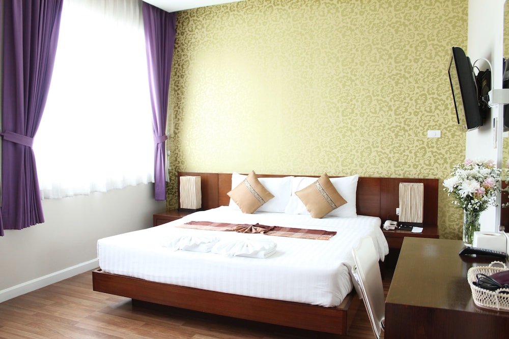 Baiyoke Ciao Hotel 33/58