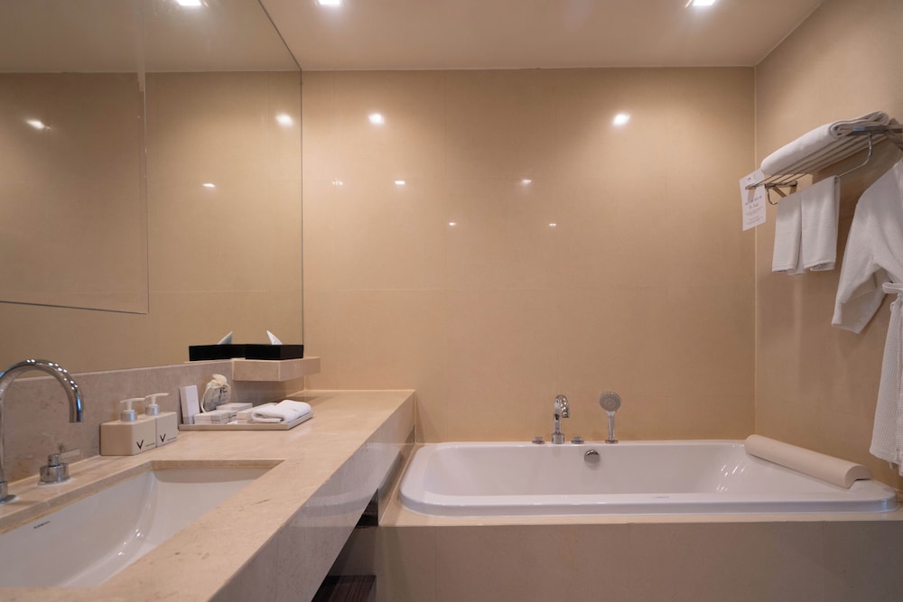 Vie Hotel Bangkok - Mgallery By Sofitel 72/73
