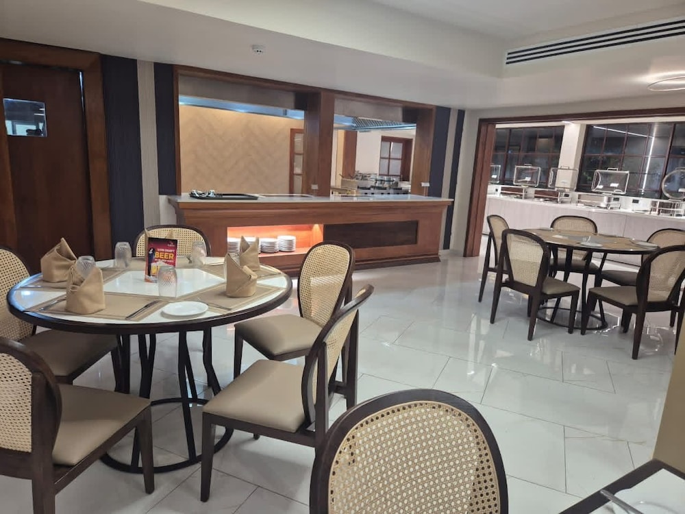 Rajarata Hotels 34/50