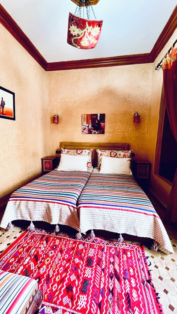 Riad Alida 12/50