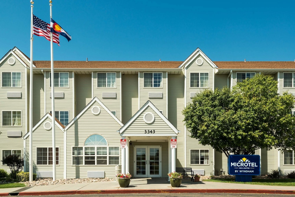 Microtel Inn & Suites by Wyndham Pueblo 1/29