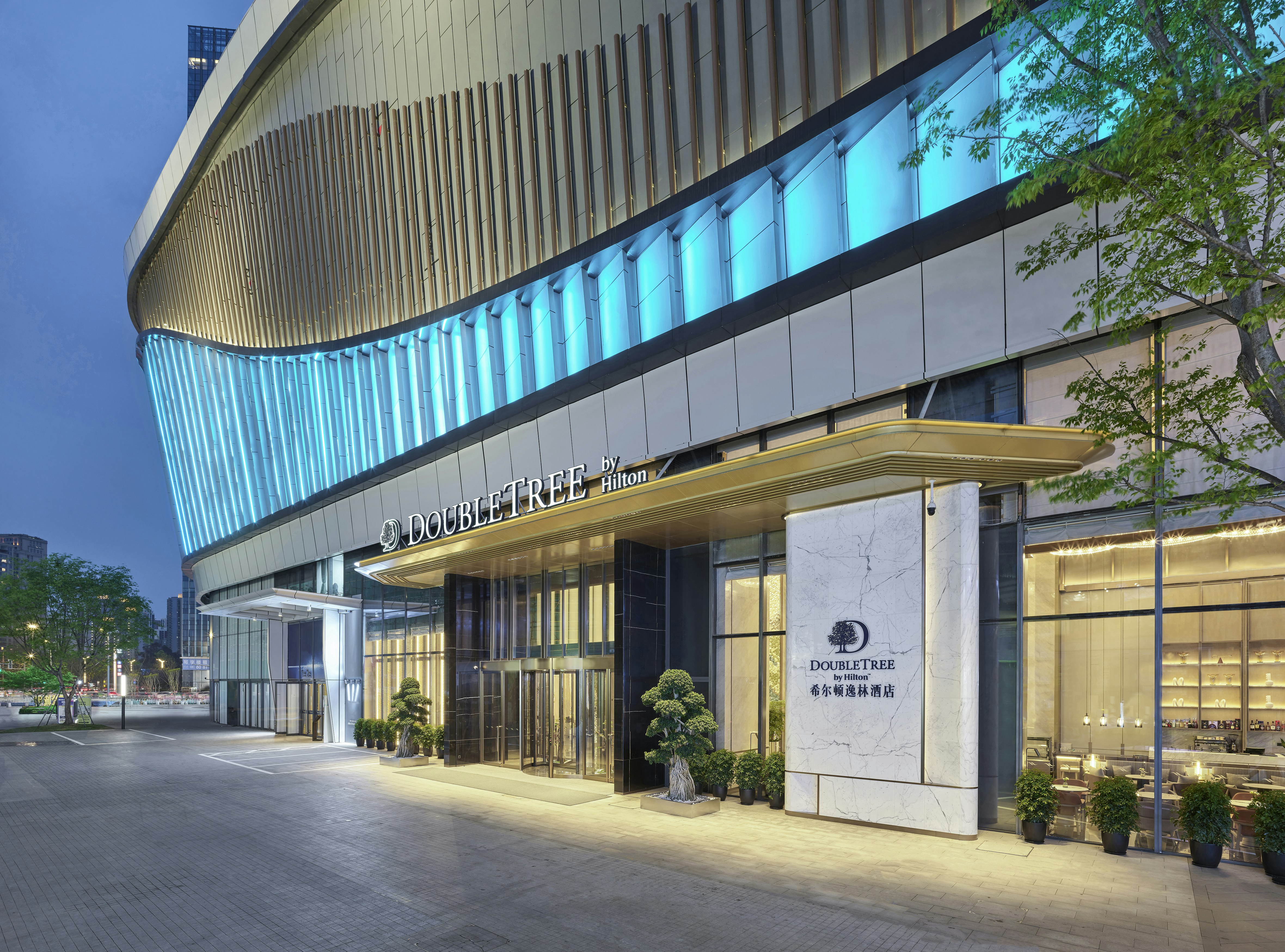 DoubleTree by Hilton Chengdu Riverside 25/27