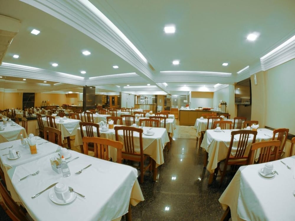 Icarai Praia Hotel 27/38