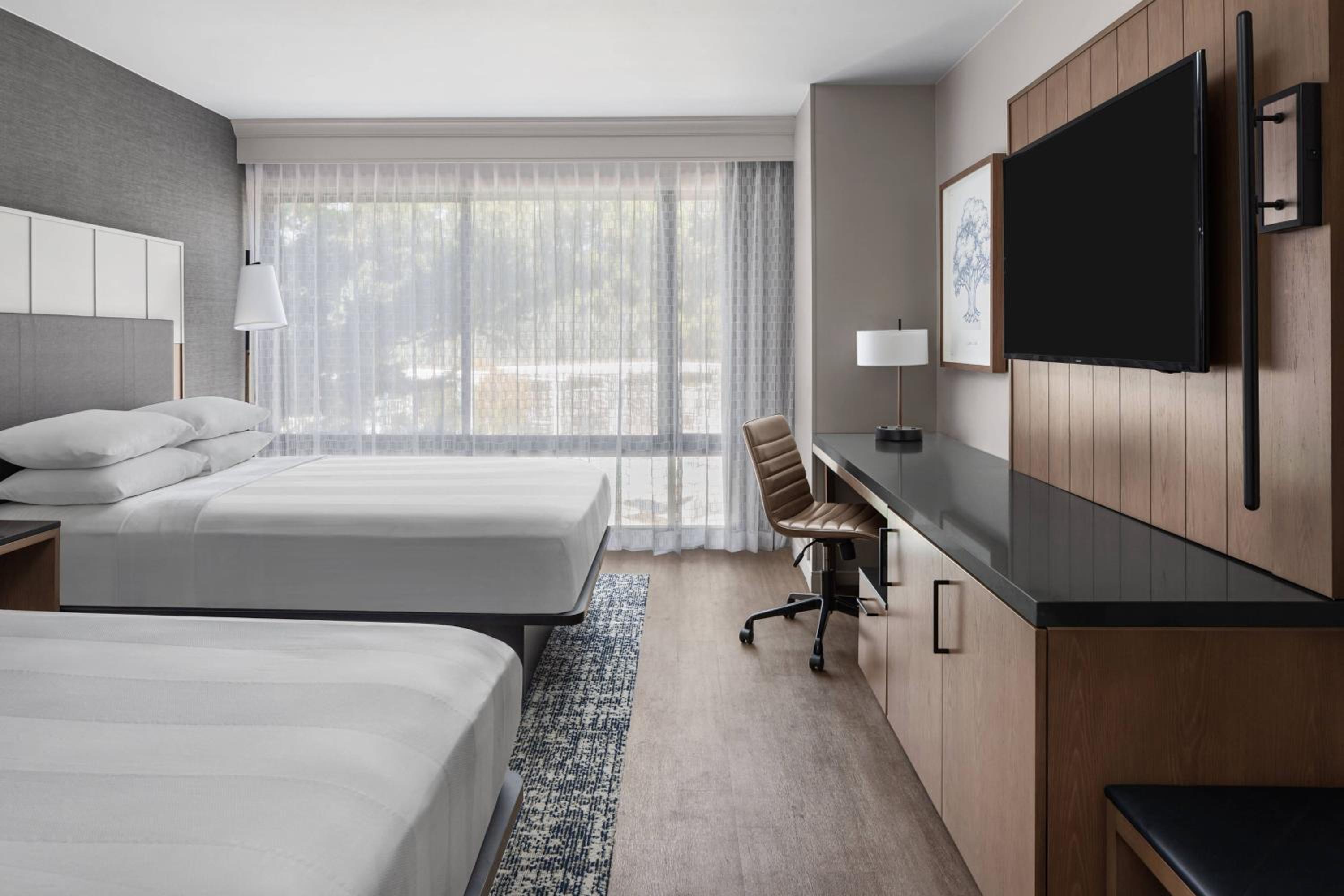 Room, 2 Double Beds, Club Lounge Access