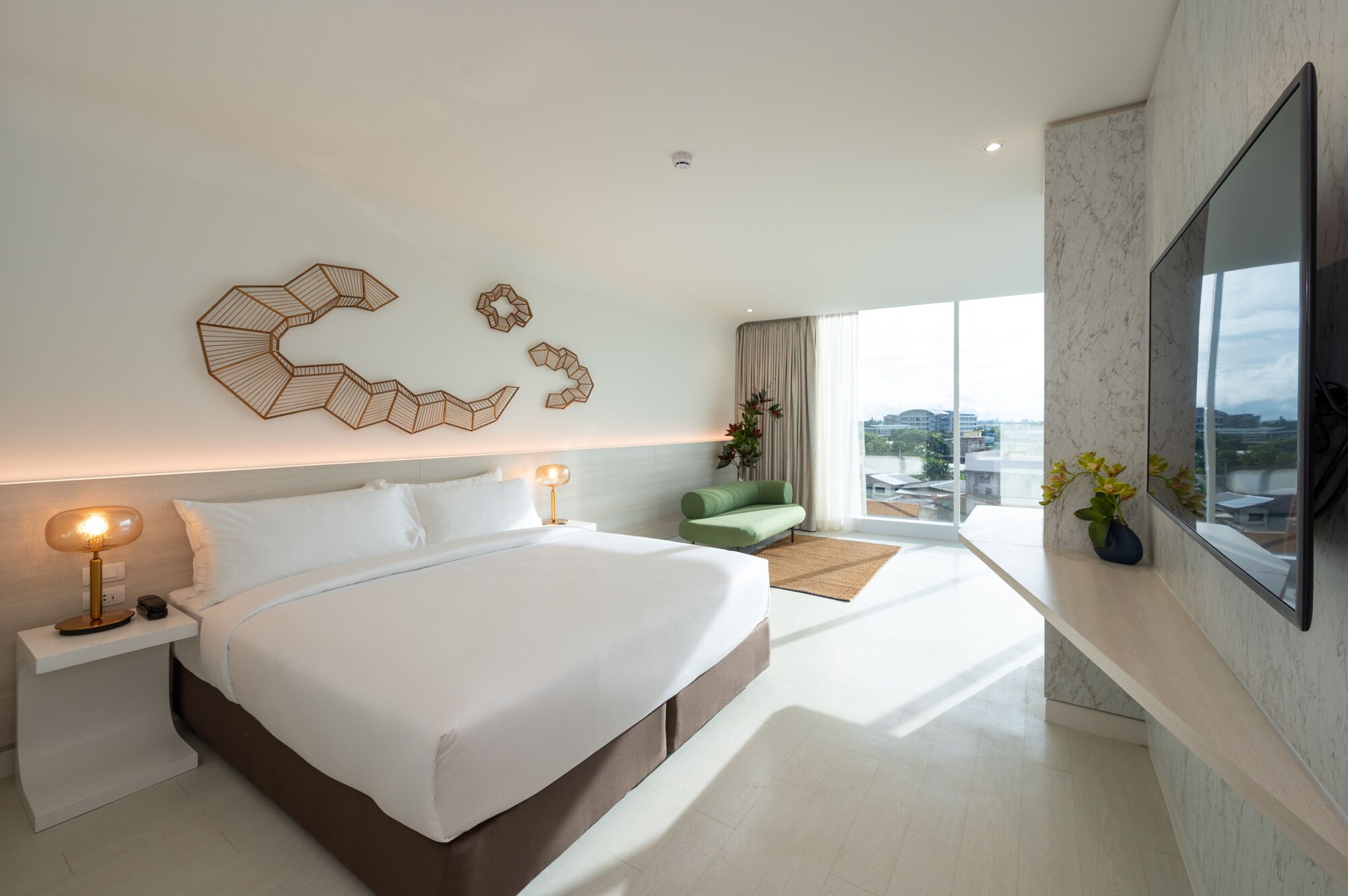 SUITE CORNER
