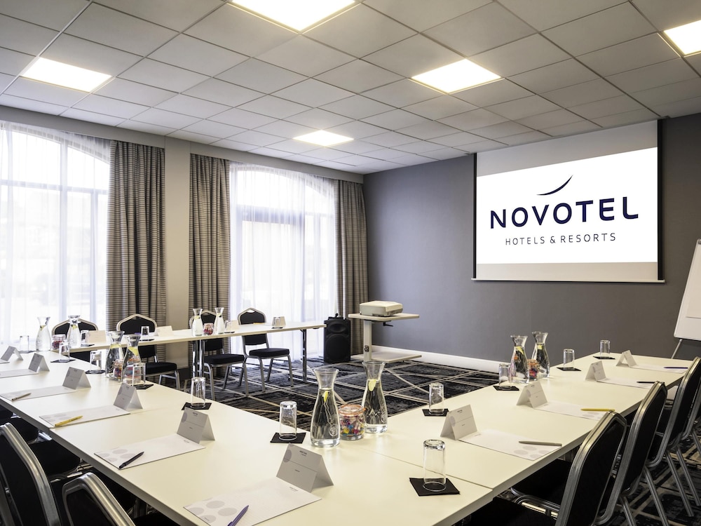 Novotel Ipswich 54/65