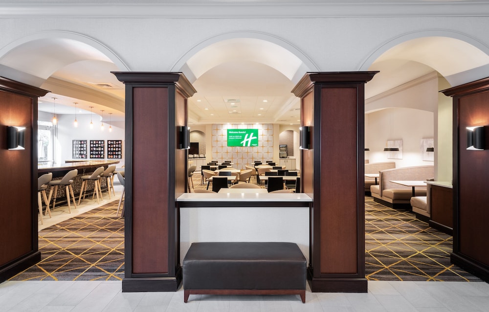 Holiday Inn Hotel And Suites Orange Park 10/55