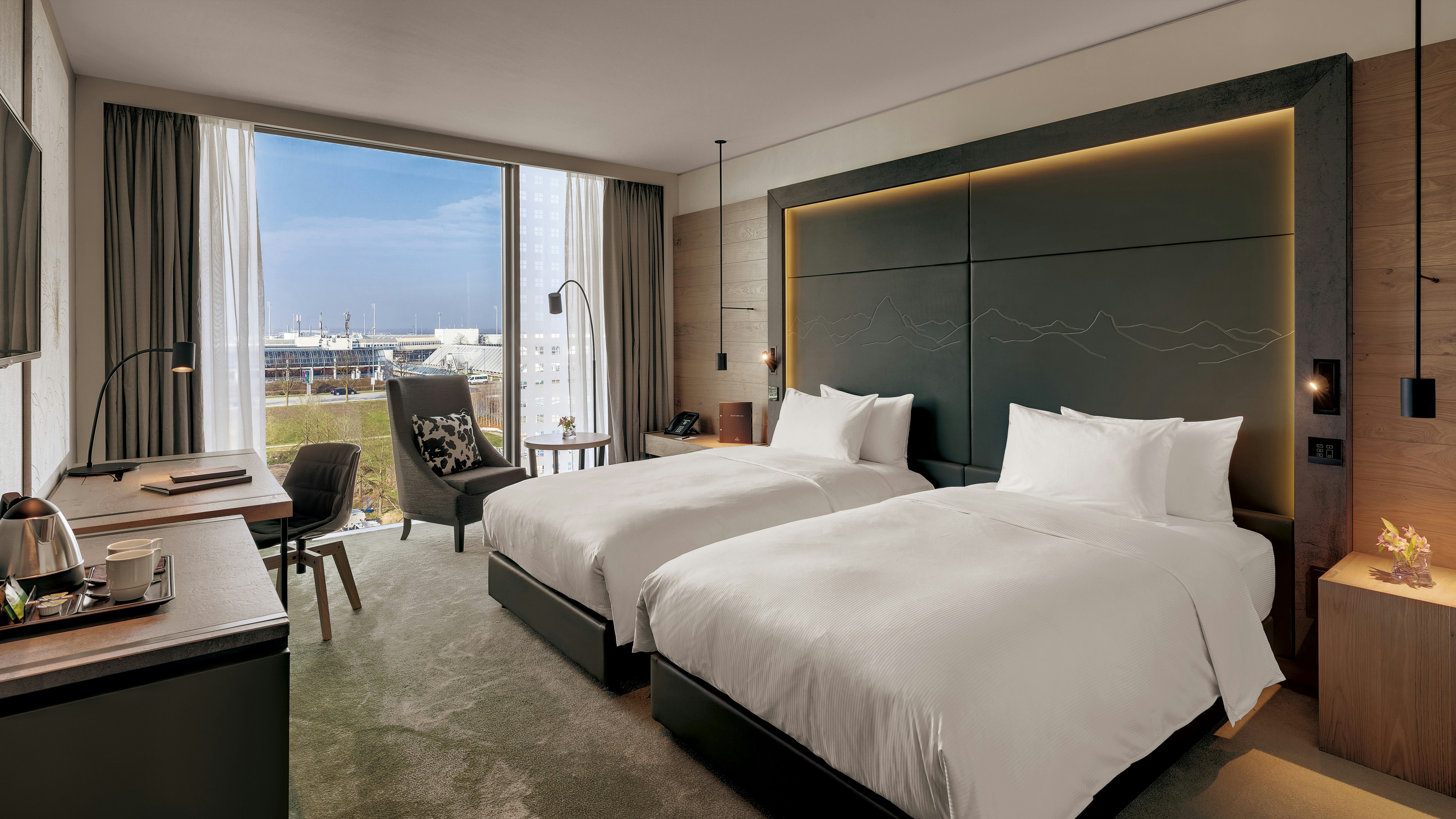 Executive, Twin Beds