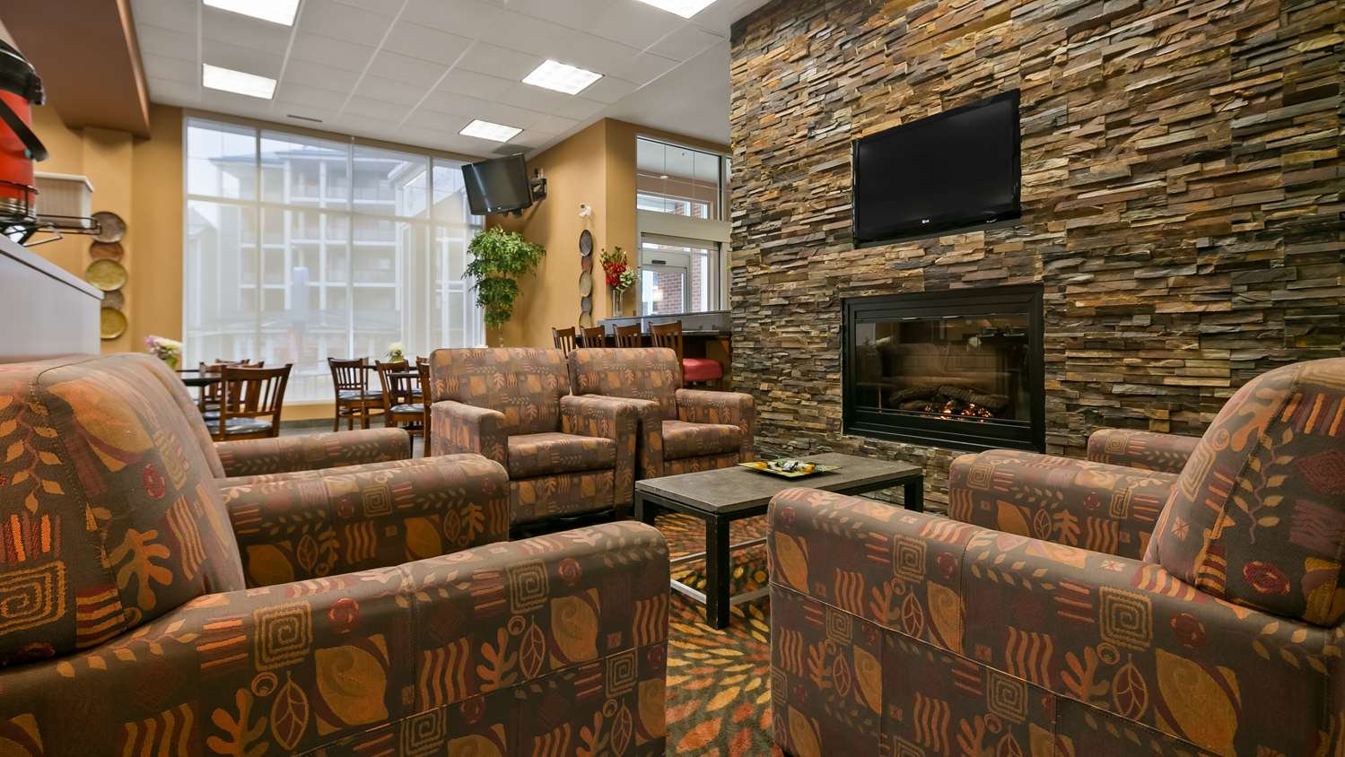 Best Western Plus Chateau Inn Sylvan Lake 10/15