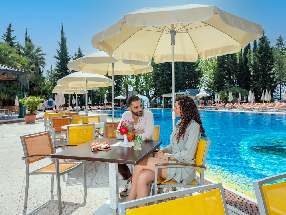 Parc Hotel Gritti 69/77