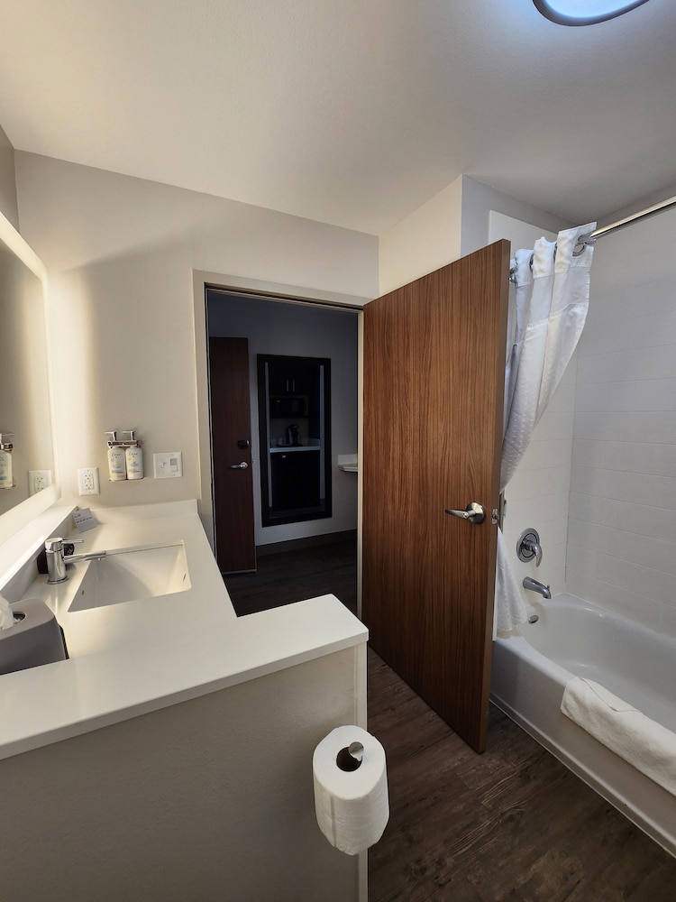 غرفة قياسية بسريرين كوين، Holiday Inn Express Suites Camas Vancouver 10/10