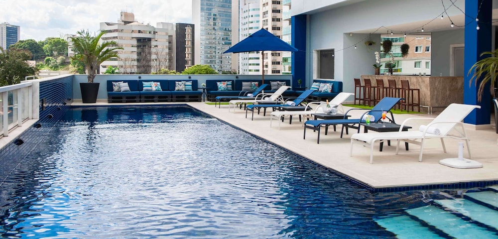 Golden Tulip Porto Vitoria 67/72