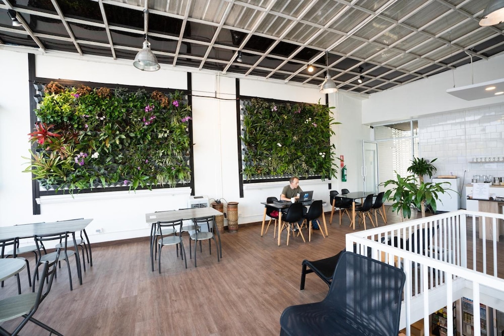 Connect Hostel 40/52