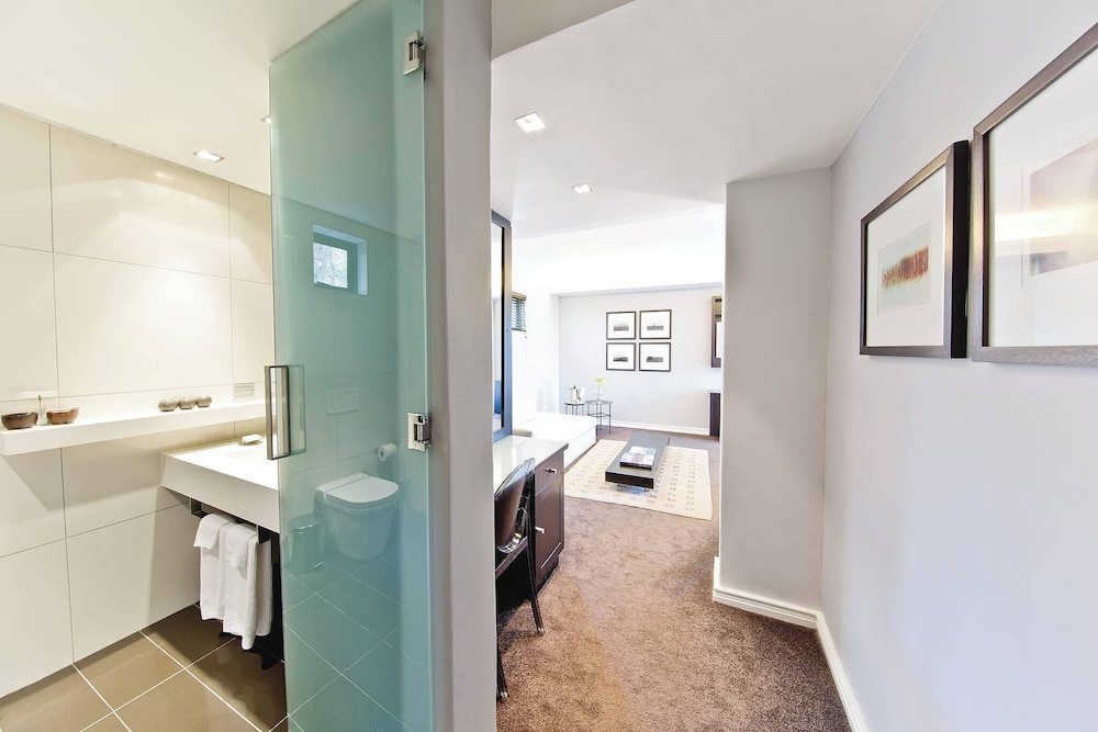 Kensington Place 47/50