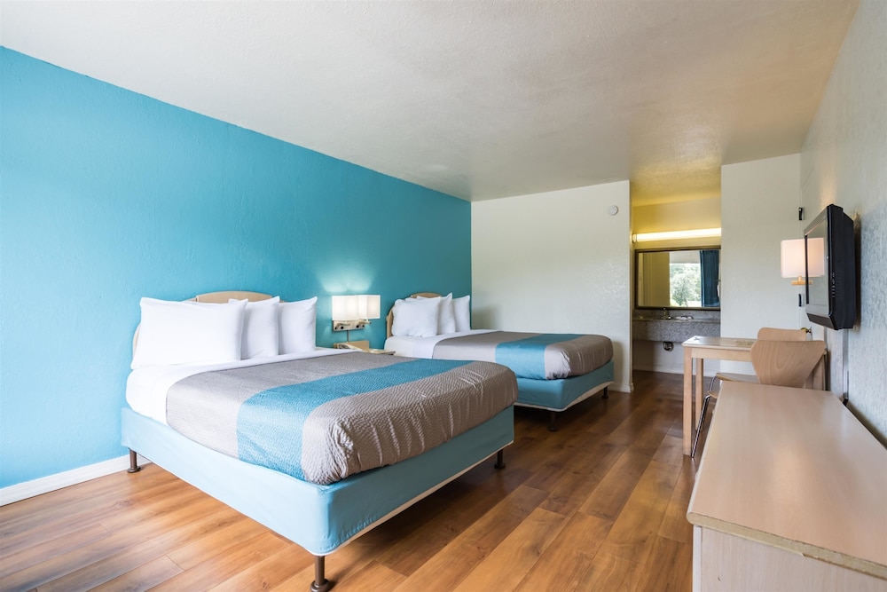 Motel6 Spring Hill, FL - Weeki Wachee 23/64