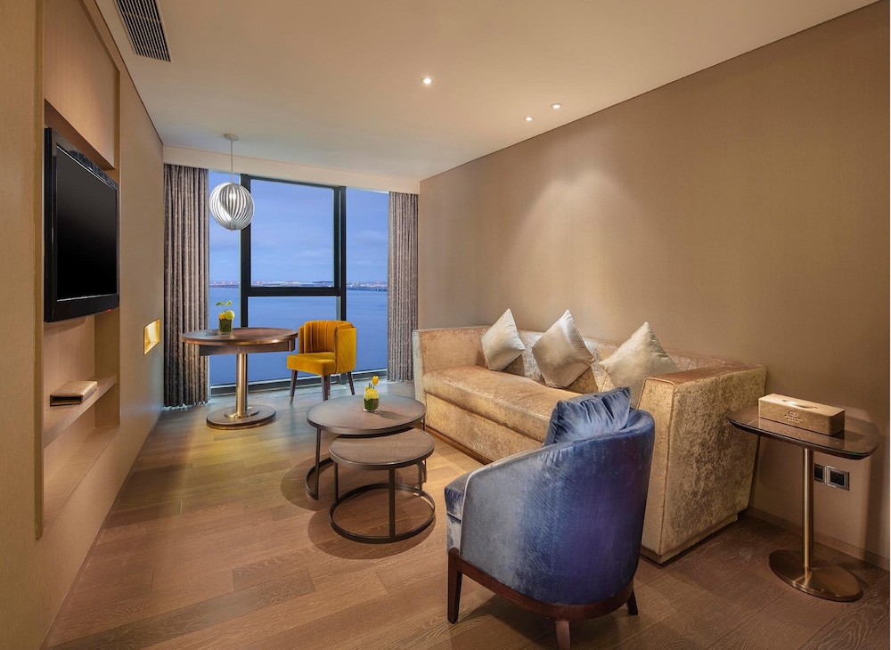 Grand Bay Hotel Zhuhai 14/50