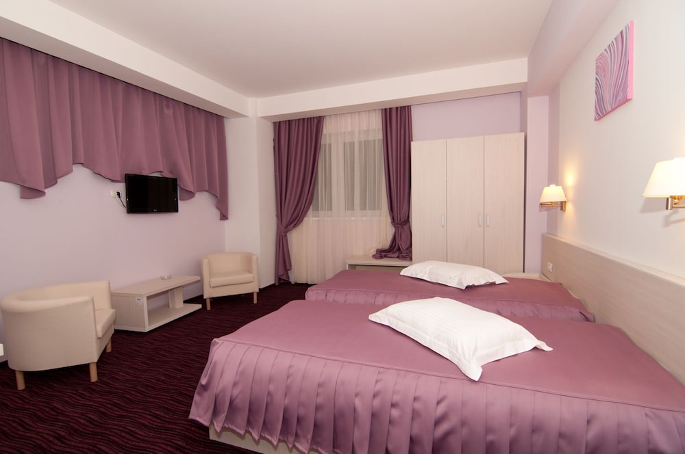 Hotel Nevis Wellness And Spa 3/25