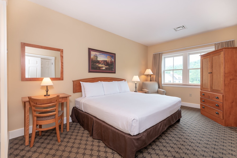 1 Bedroom, Plus, Loft, Suite, King and Queen Bed, Sofa