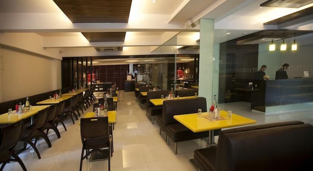 Keys Hotel Nestor 35/47