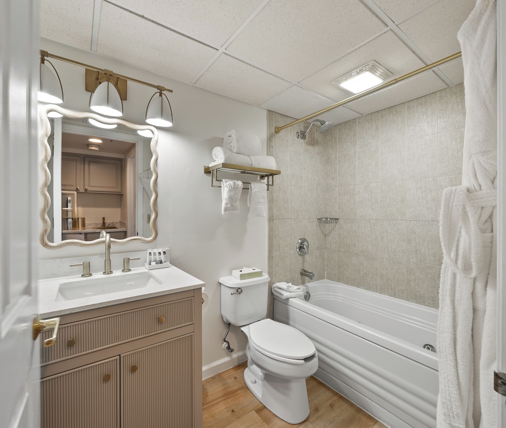 Bella Vista Suites 58/59