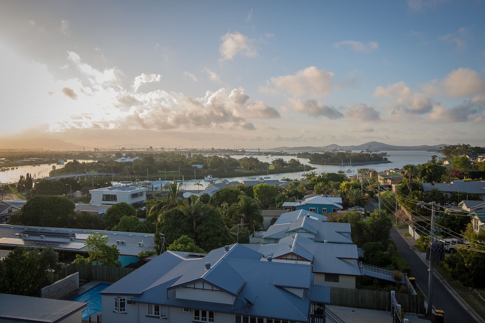Gladstone Reef Hotel Motel 42/50