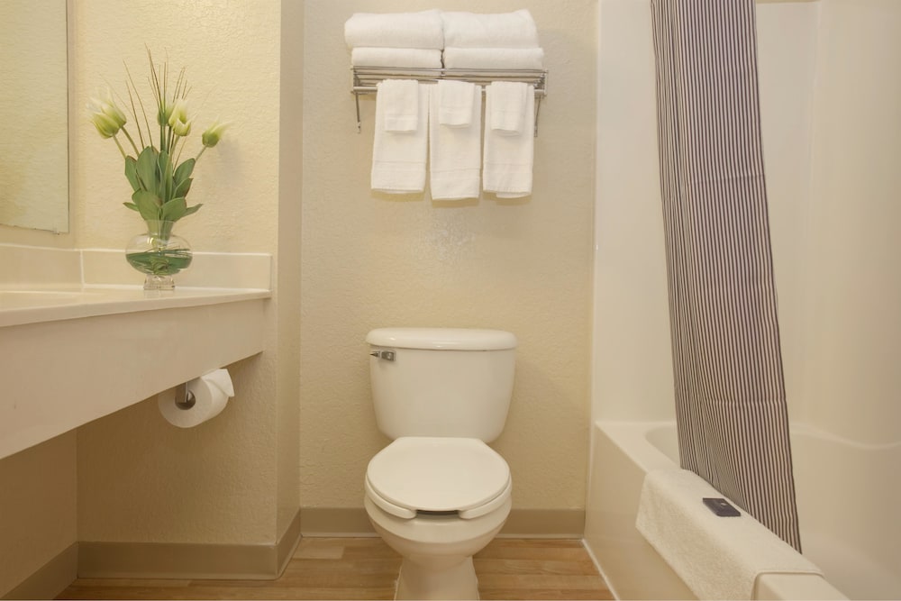 Extended Stay America - Roanoke - Airport 12/36