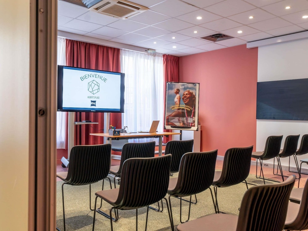 Ibis Lille Centre Gares 61/68