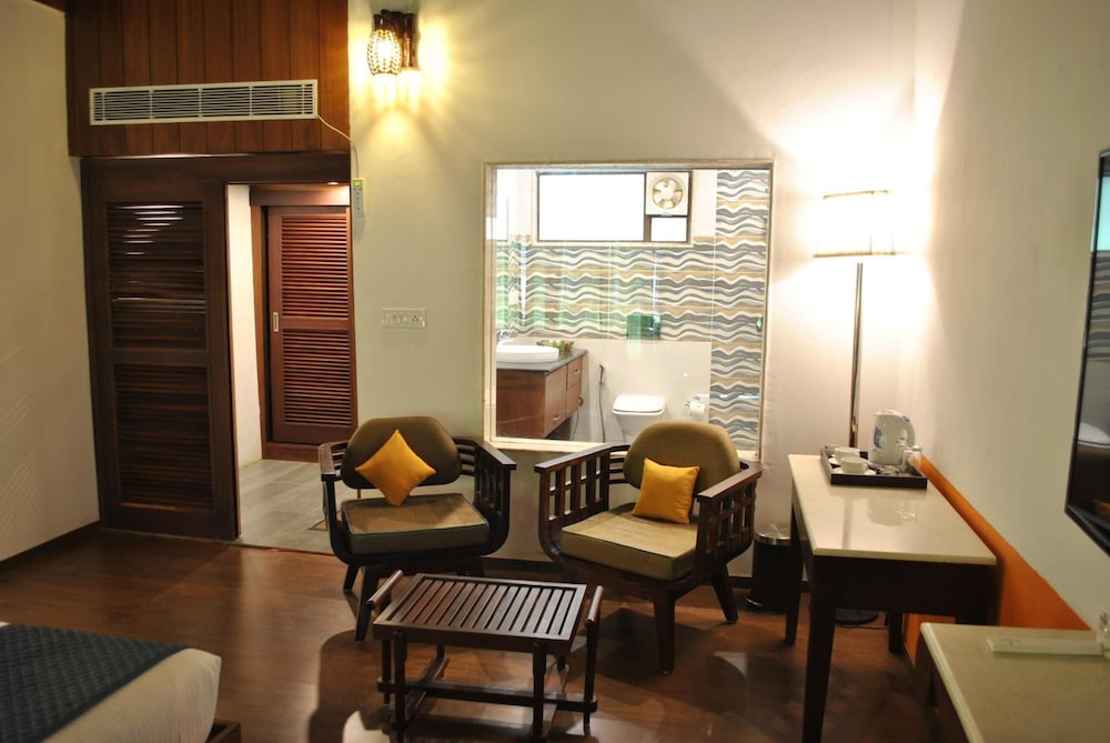 Silver Sand Beach Resort 16/50
