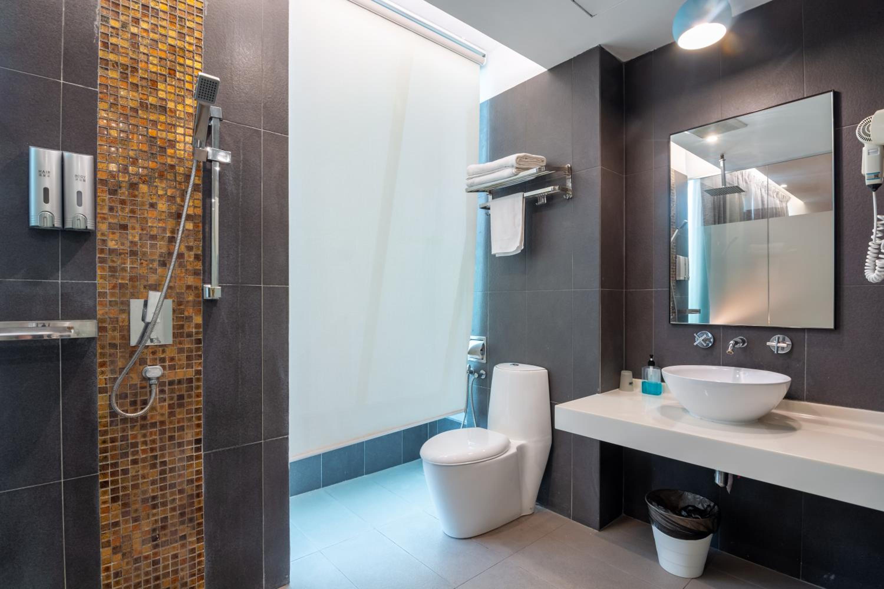 Executive, Suite, Apple Hotel Times Square 9/10