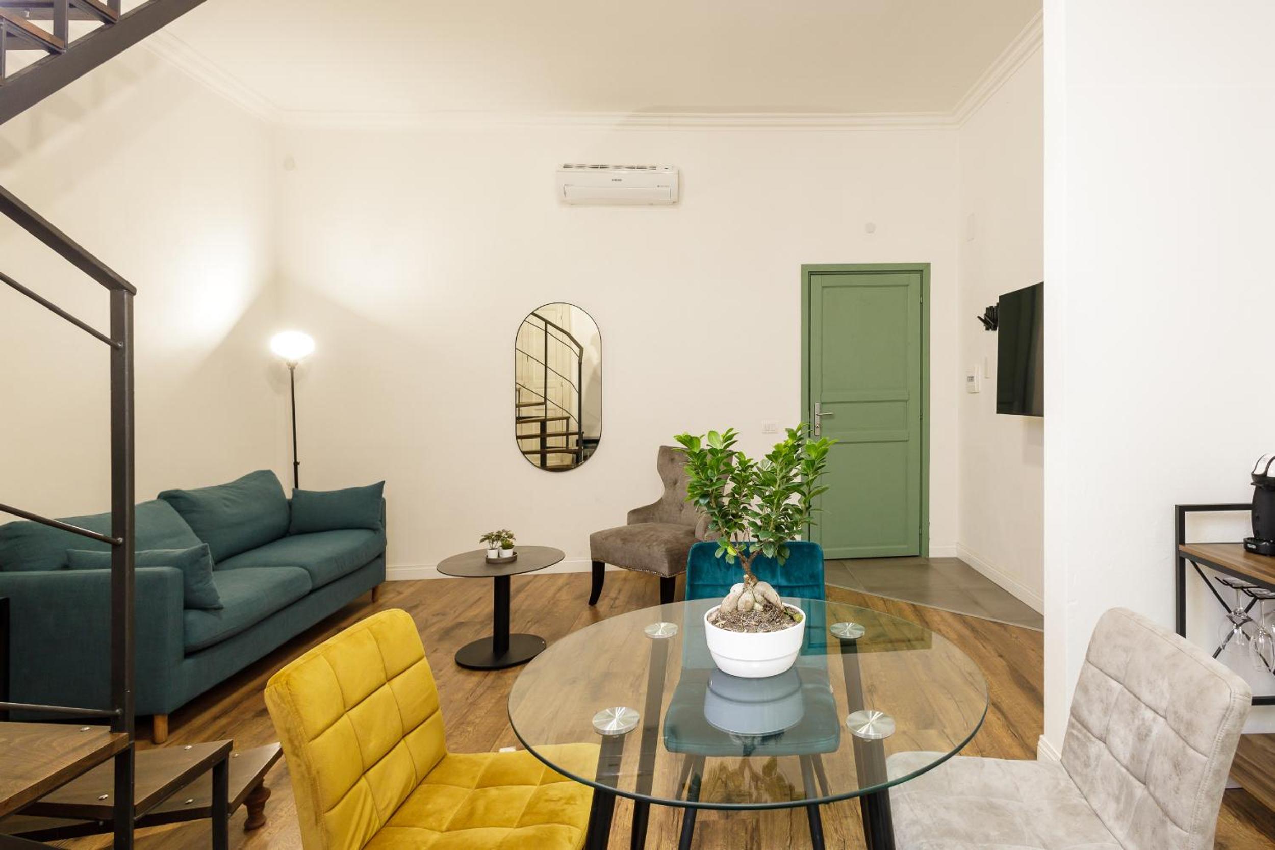 Pala Suites 7/16