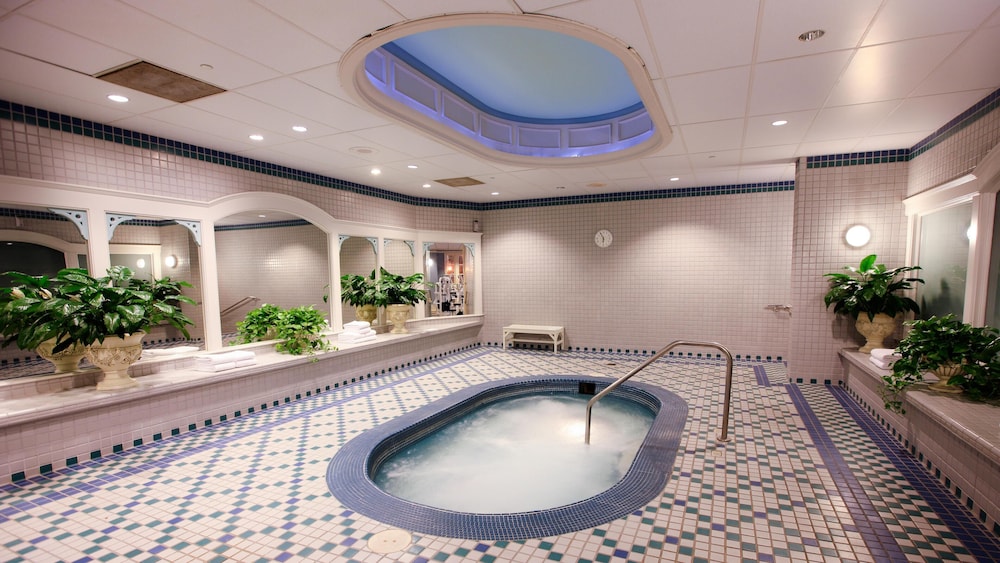Disneys Boardwalk Inn 25/50